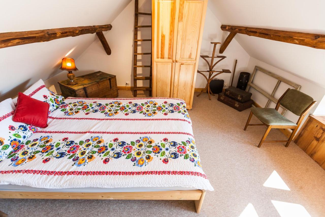 Dom Pod Orzechem Villa Lapczyca ภายนอก รูปภาพ