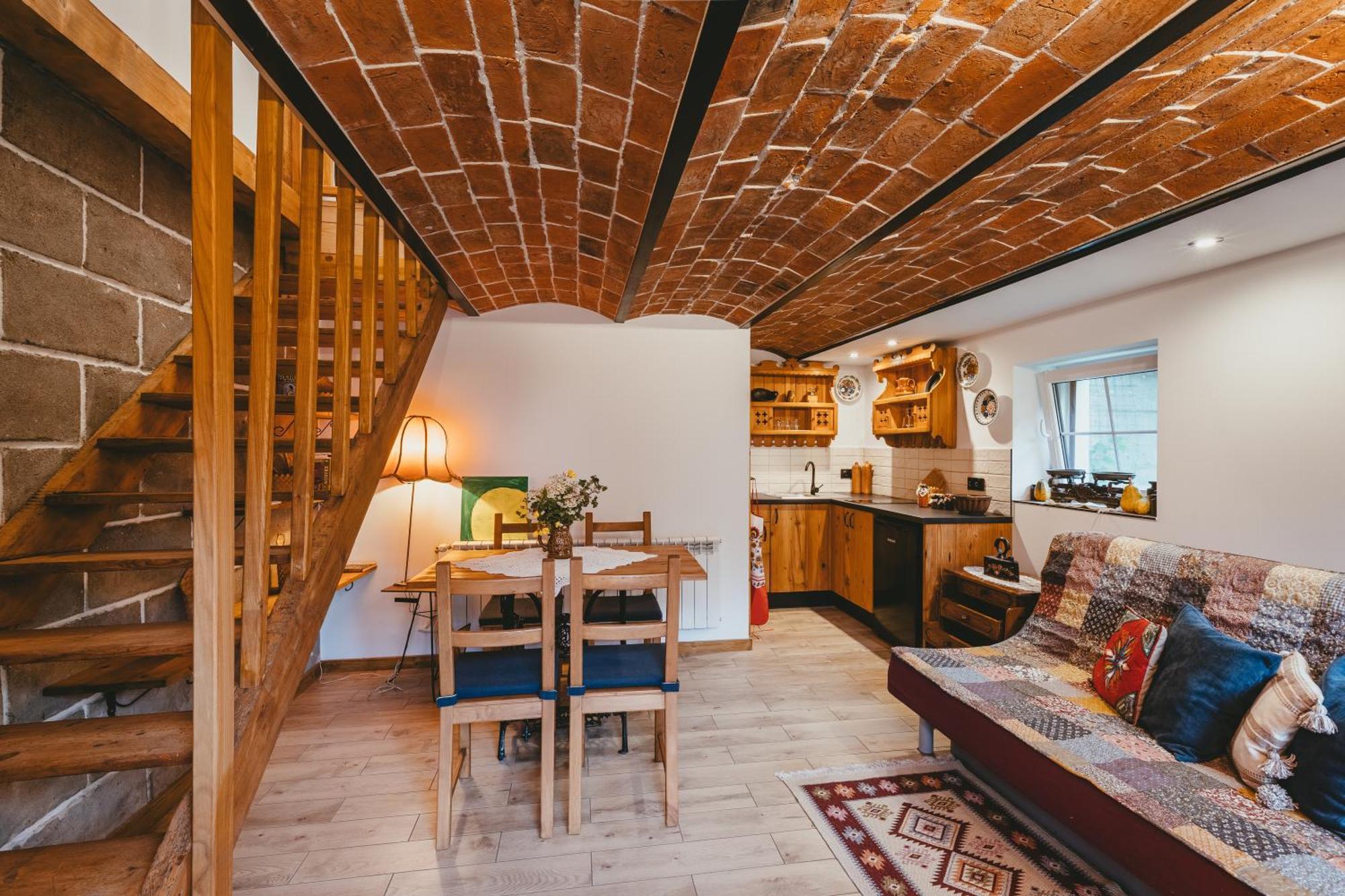 Dom Pod Orzechem Villa Lapczyca ภายนอก รูปภาพ
